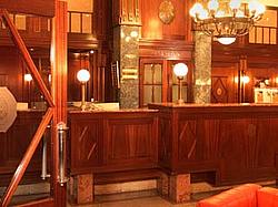 Astoria Hotel / �������