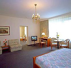 Capri Hotel / �����