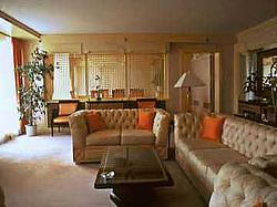 Hotel Vienna Hilton Plaza / ������ �����