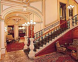 Kummer Hotel / ������